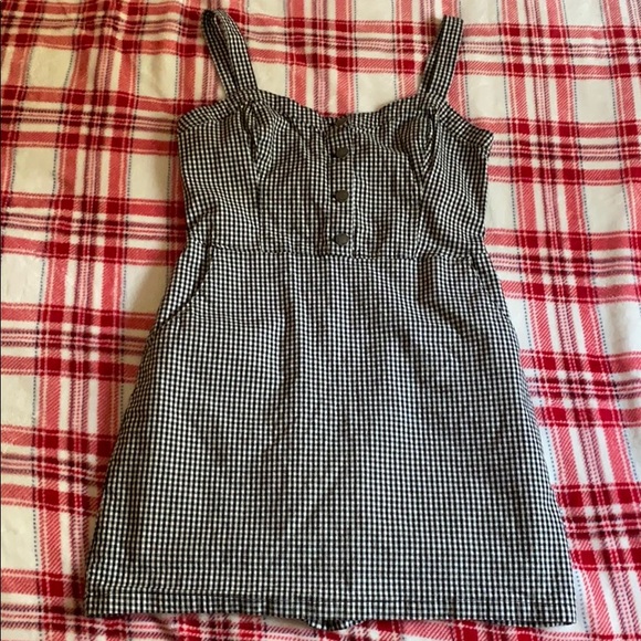 Black and white Hollister dress - Picture 2 of 4